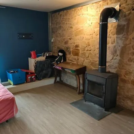 Immense Loustaou D'elisa Villa